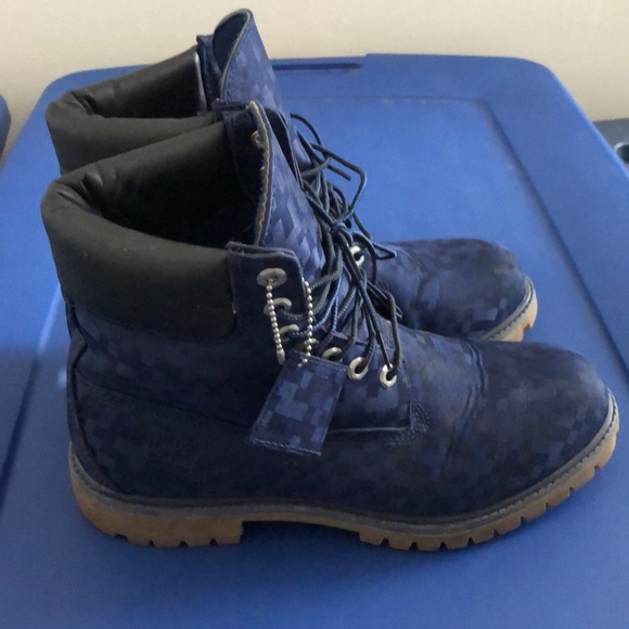 Digital Blue Timberlands - Picture 4 of 4